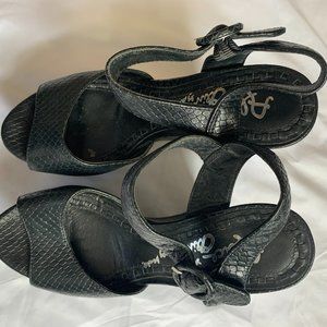 Alice  + Olivia Heels